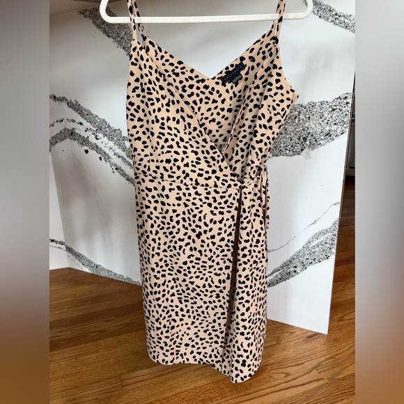 SANCTUARY Womens Green Animal Print Long Sleeve V Neck Short Wrap Dress main image 0